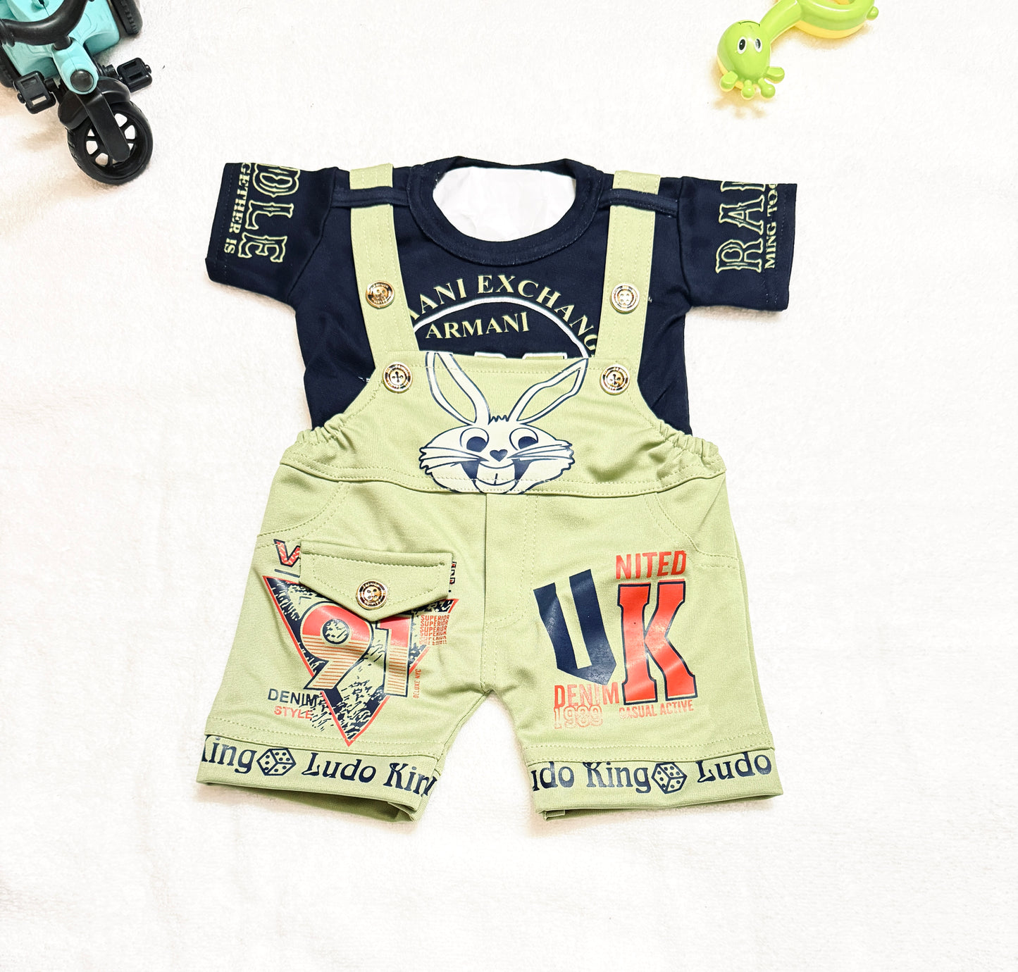 "Cute Bunny Print Baby Boy/Girl Dungaree Shorts & T-Shirt Set - Ludo King & UK Graphic Design"