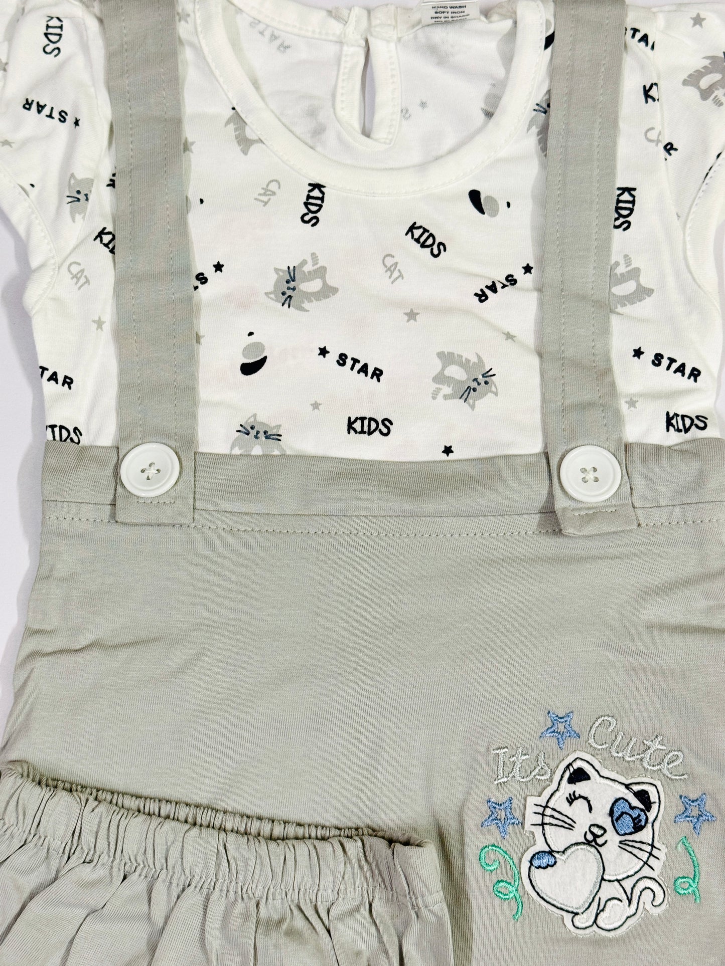 Cute Grey Suspender Dress Set with Printed Tee & Bloomers – Size L (12–18 Months)